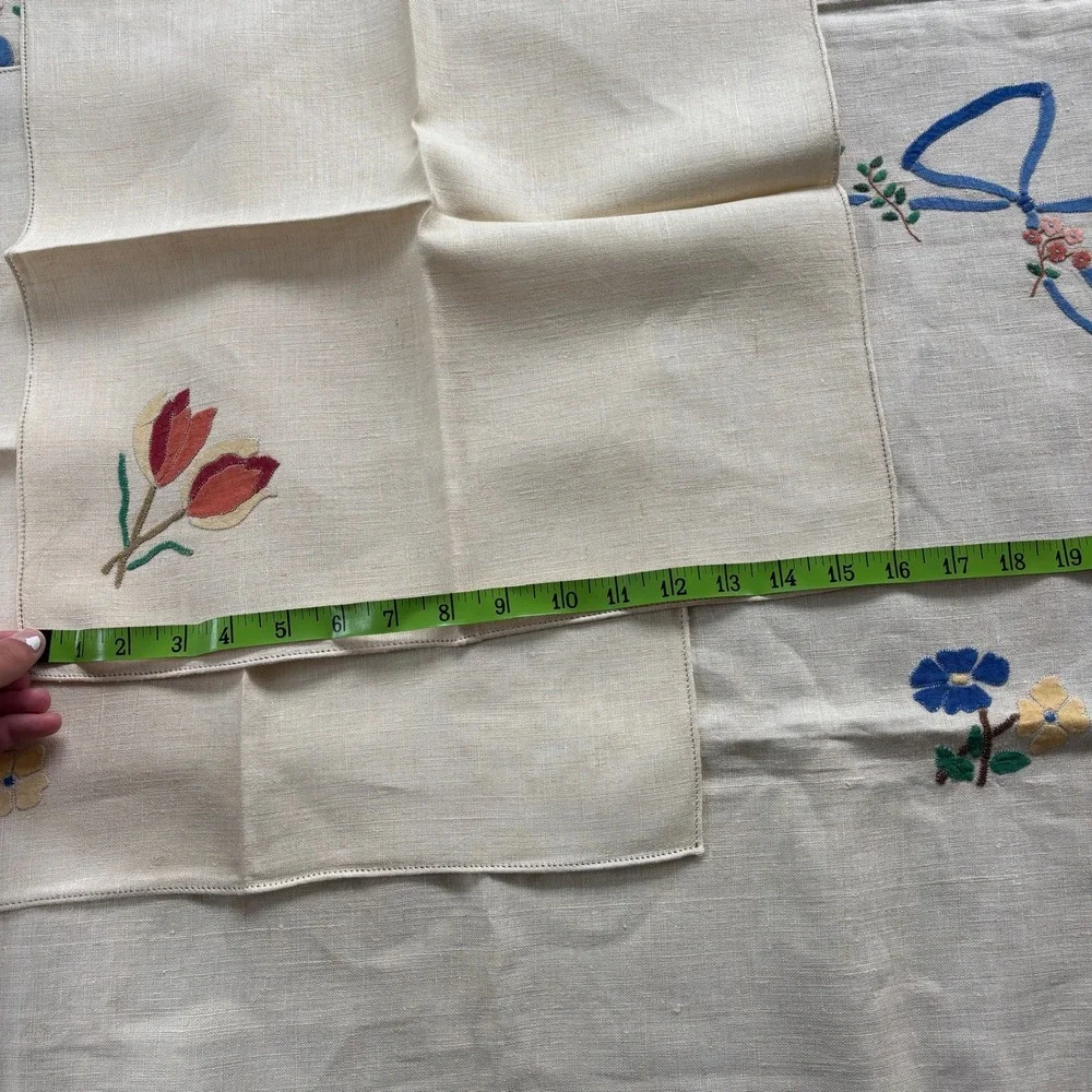 Vintage Hand Embroidered Appliqued Linen Tablecloth Napkin Set Floral Blue